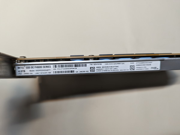 Intel SSD DC P4600 SSDPEDKE040T7 4TB NVMe_画像2