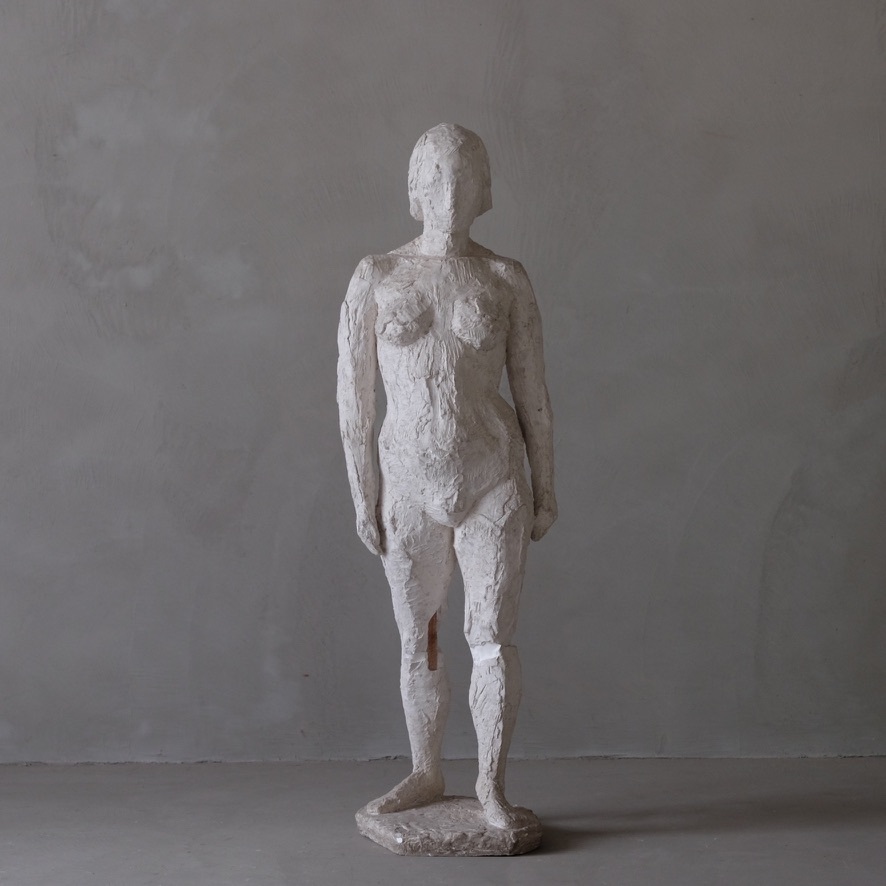 02802 石膏裸婦像 / 石膏像 女性像 アート 芸術 美術 古道具 レトロ