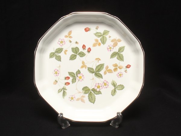 美品 ウェッジウッド オクタゴナルディッシュ 皿 24cm ワイルドストロベリー WILD STRAWBERRY WEDGWOOD [0304初]の画像2