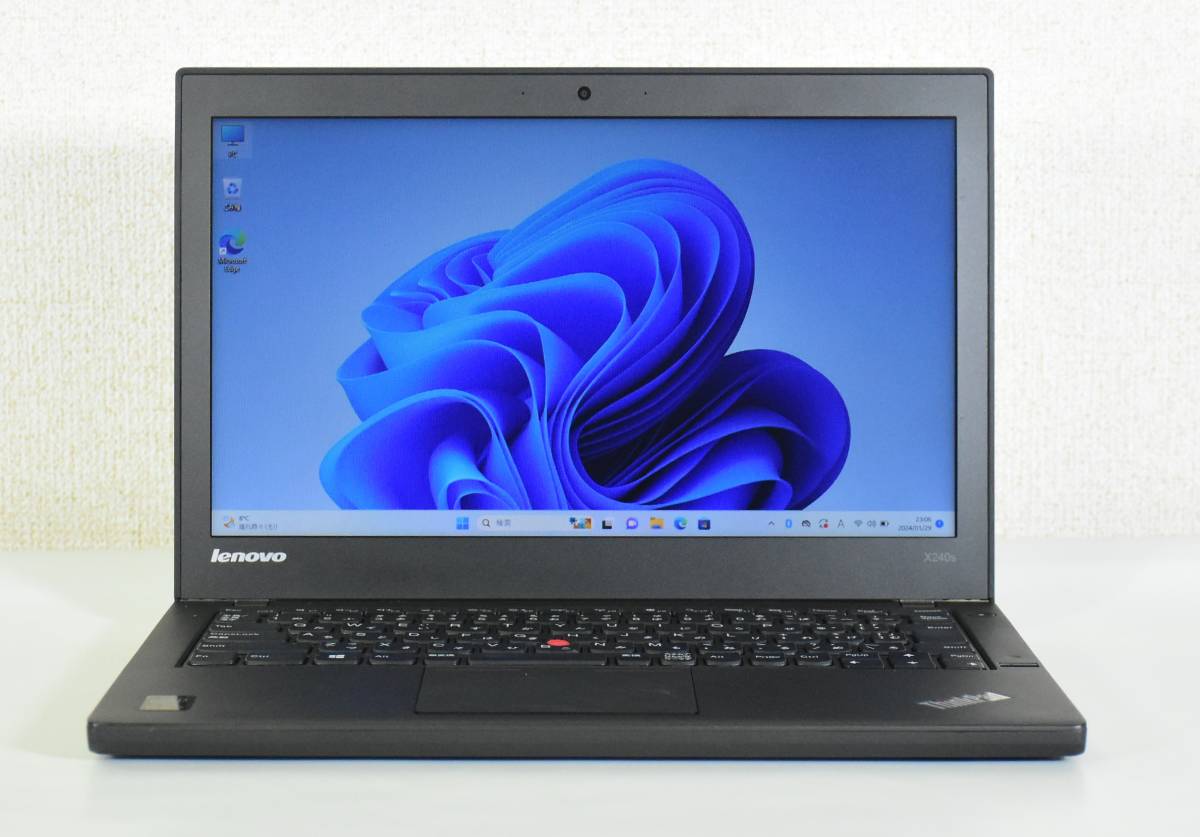 Lenovo ThinkPad X240s /Core i7-4510U/メモリ8GB/ SSD 256GB/カメラ/12.5インチ/Windows 11/中古ノートパソコンの画像1