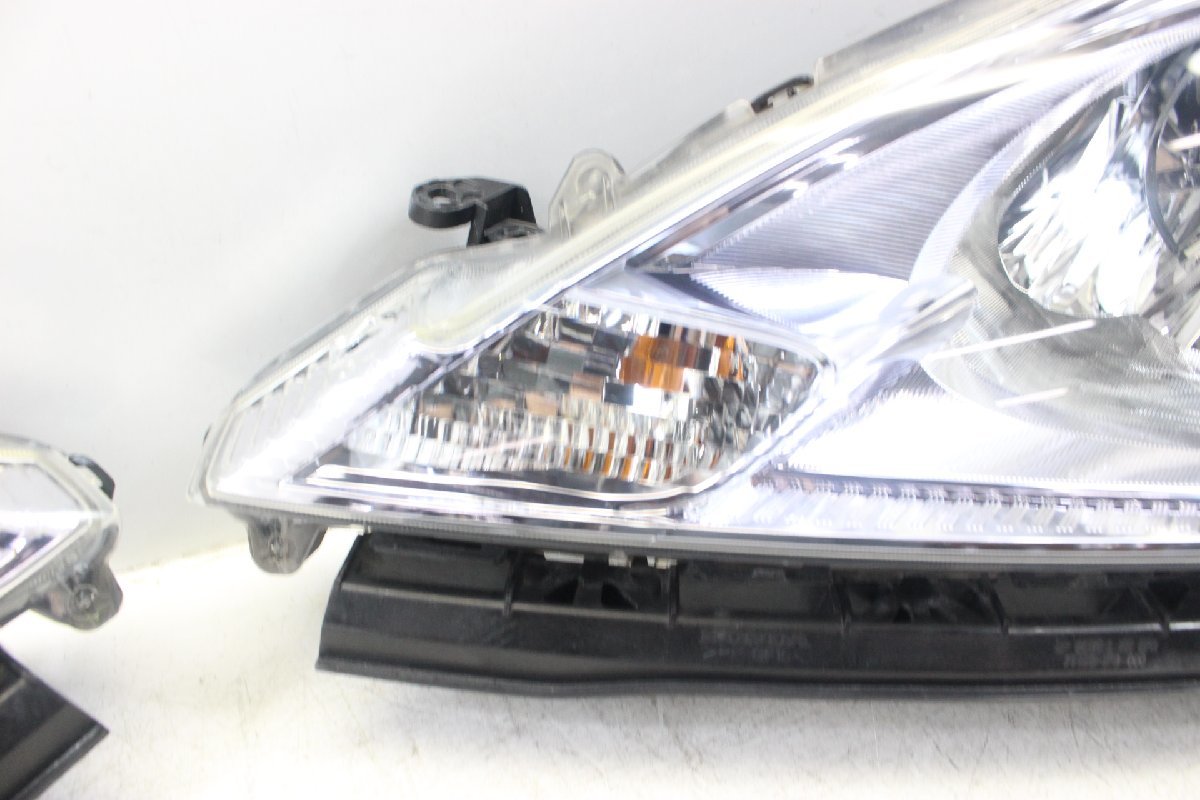 美品　フィット　ハイブリッド　GP1　ヘッドライト　左右　セット　キセノン　HID　レベ付　P9604　打刻6　306948-306949_画像4