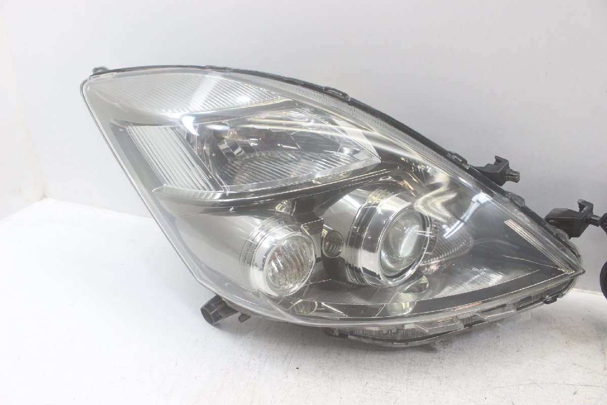 美品　アイシス　ANM10W　中期　ヘッドライト　左右　セット　コイト　44-69　キセノン　HID　打刻 L　310794-310795_画像6