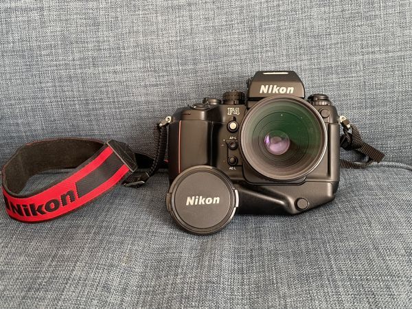 Nikon F4Sフィルム 一眼 カメラ MB-21 NIKKOR AF MICRO 60mm 1:2.8 レンズ ストラップ付 撮影 ニコン C09_画像1