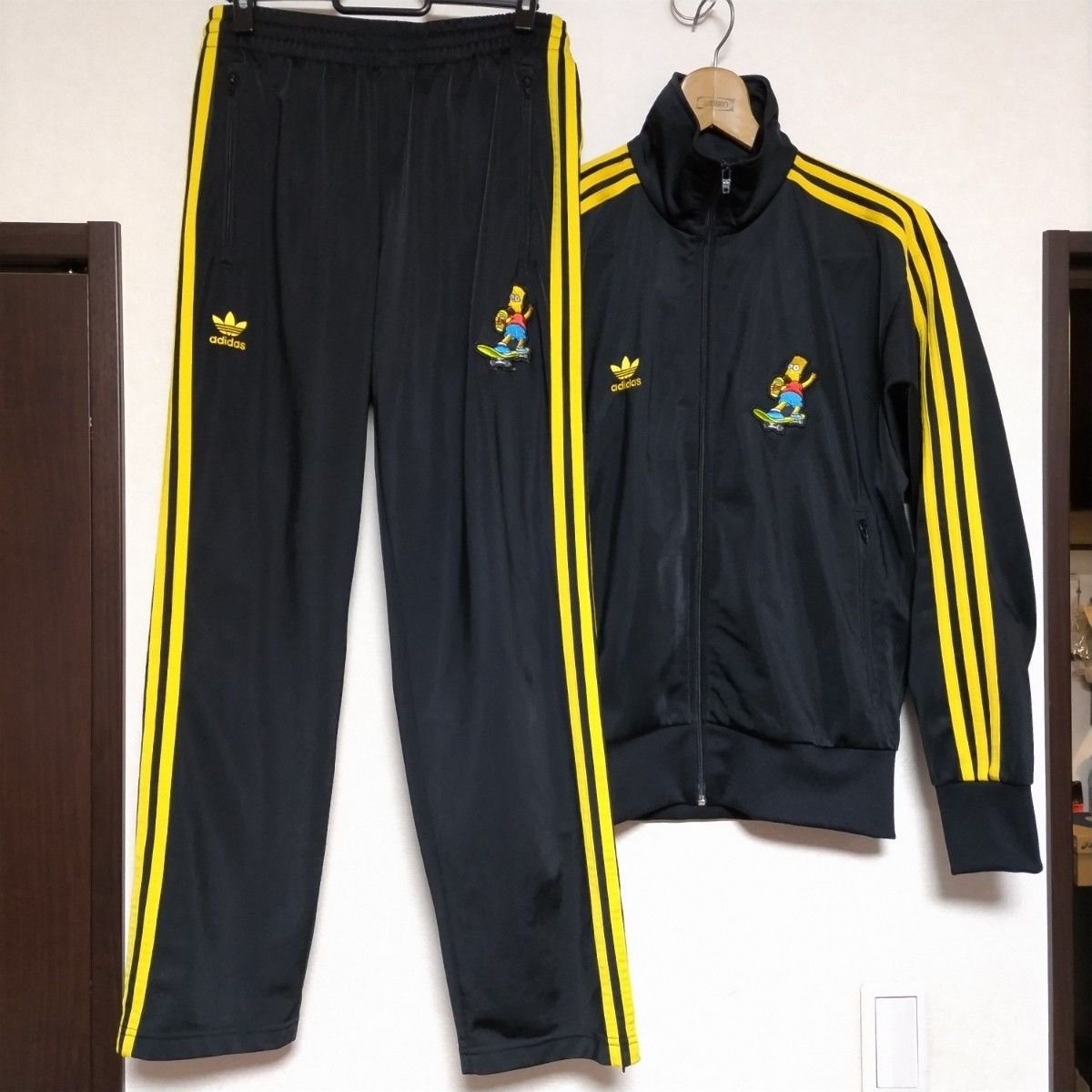 adidas × Simpsons Firebird シンプソンズ ファイヤーバード adidas × Simpsons Firebird シンプソンズ ファイヤーバード