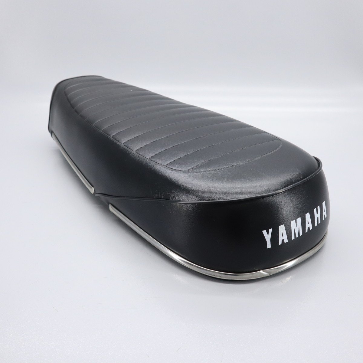 Yahoo!オークション - ヤマハ YB90 純正 ダブルシート 240116T21016 Yahoo!オークション - ヤマハ YB90 純正 ダブルシート 240116T21016