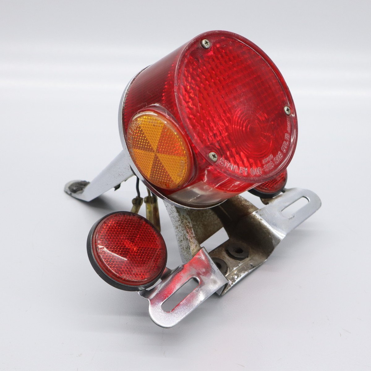 ヤマハ 純正 テールランプ STANLEY 040-4918 040-5118 (DT250 ヤマハ 純正 テールランプ STANLEY 040-4918 040-5118 (DT250