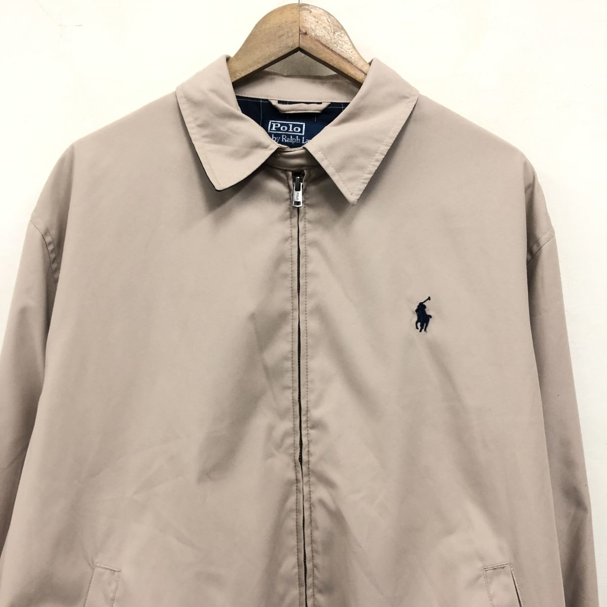 I444-F-N◆old◆ POLO RALPH LAUREN ポロラルフローレン スイングトップ ジャケット ◆ sizeM ポリエステル100 ベージュ 古着 メンズ 秋冬_画像3