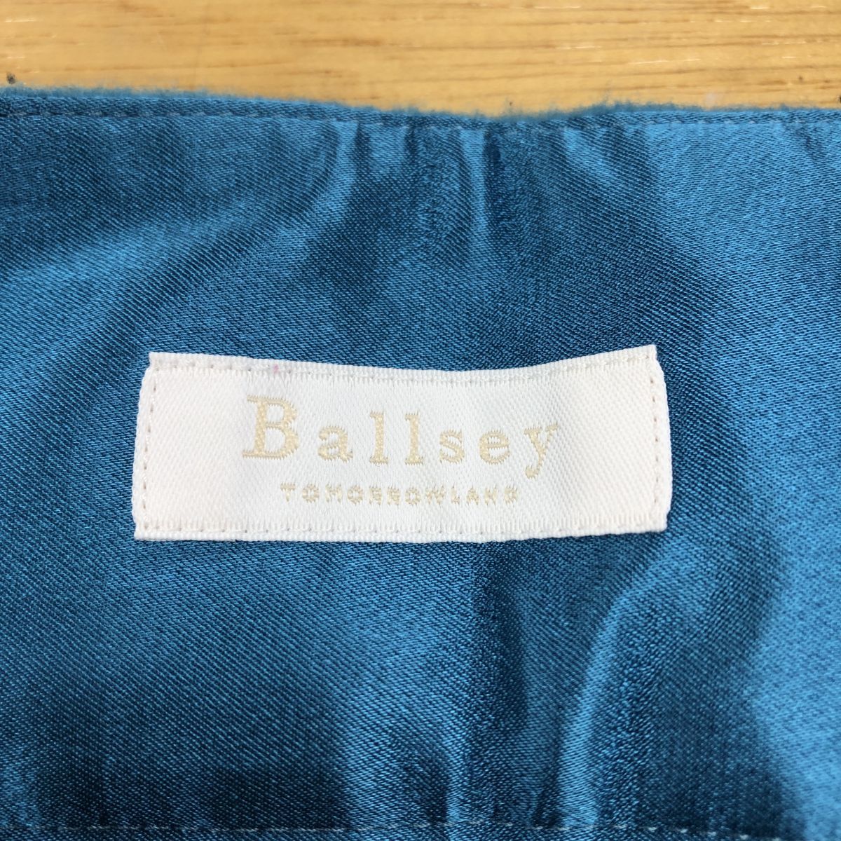 I384-K◆日本製 Ballsey ボールジー プリーツフレアロングスカート◆size36 ブルー カシミヤブレンドウール 起毛 ボリューミー キレイめ_画像9