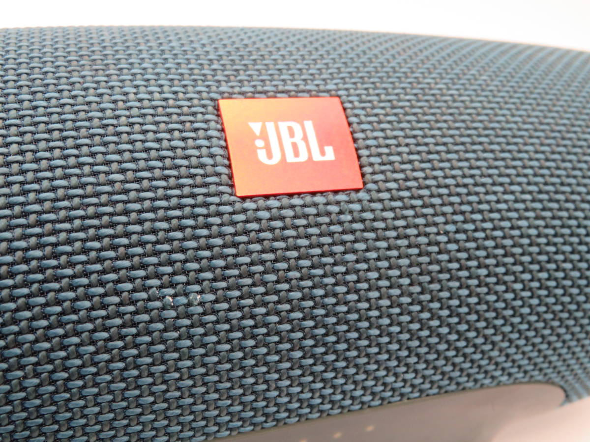 JBL(ジェービーエル)CHARGE4　ポータブルスピーカー　ブルーカラー　中古品　ネ11ー41A　_画像7