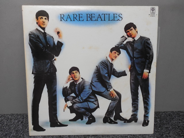 THE BEATLES・ザ・ビートルズ / RARE BEATLES (2枚組・国内盤・カラーレコード・グリーン盤) 　 　 LP盤・AW-20003-4_画像2