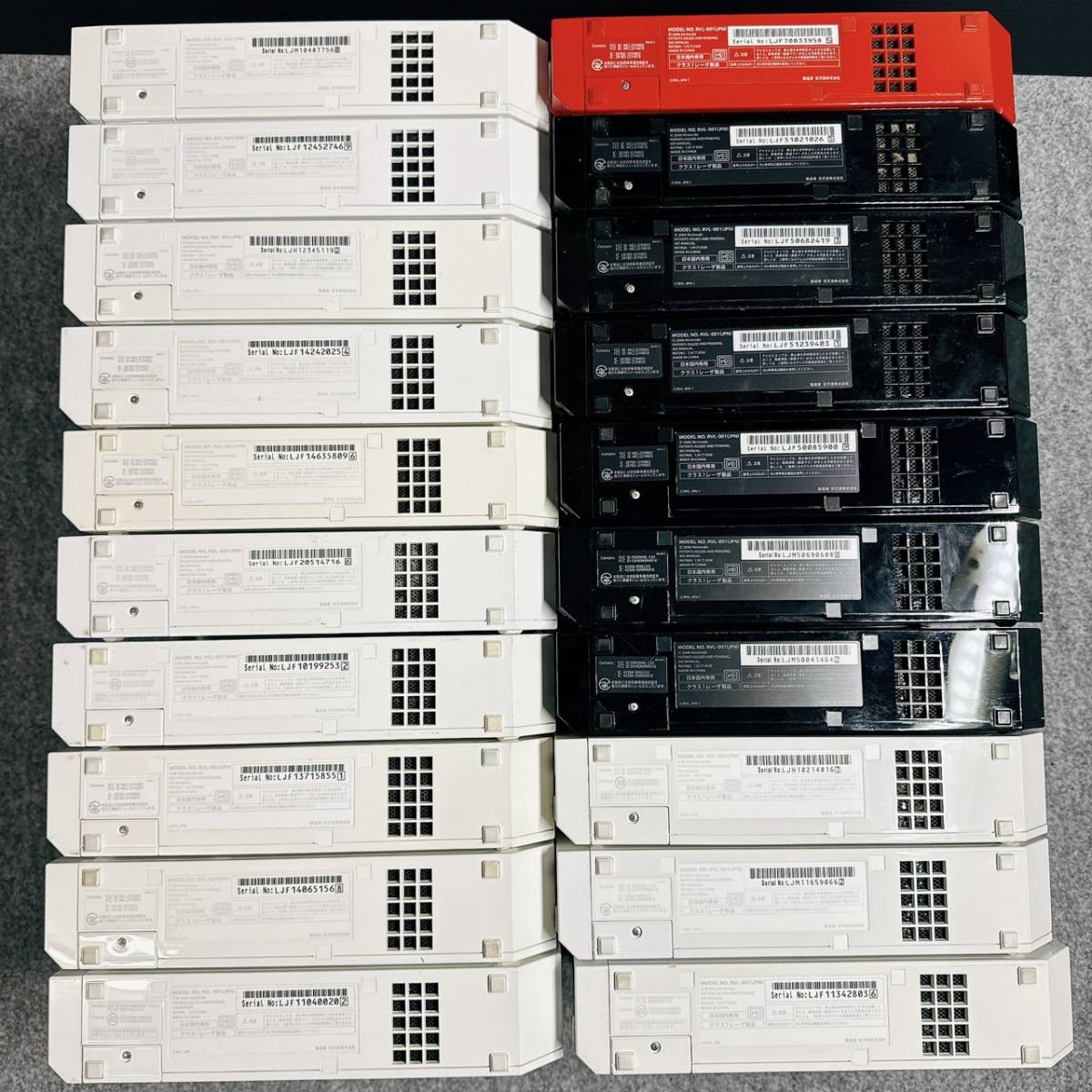 Nintendo 任天堂 wii/ウィー RVL-001 本体 ホワイト/白/ブラック/黒レッド/赤 通電確認済み まとめ　大量_画像3
