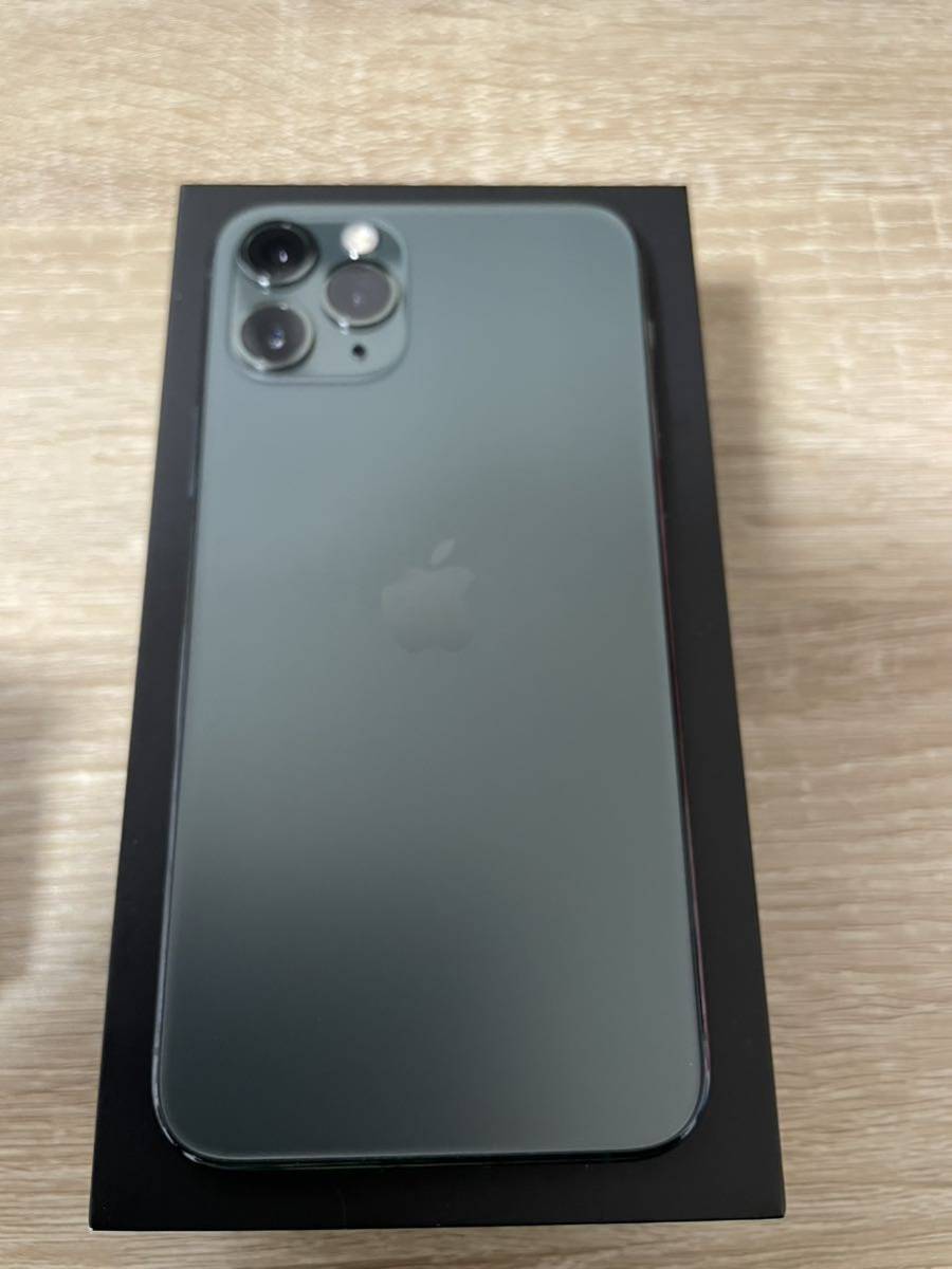 iPhone 11 Pro Max 256GB ミッドナイトグリーン SIMフリー 美中古 Apple アップル 初期化済 残債無し _画像2