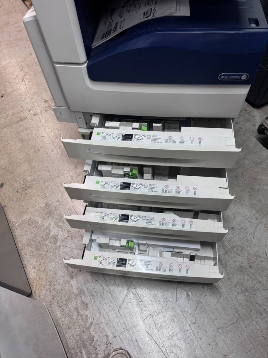 FUJI XEROX カラー複合機 DocuCentre-V C2275 通電確認済み コピー機 4段 A3 富士ゼロックス ☆ (引き取り限定)_画像2