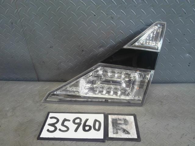 ヴェルファイア DBA-ANH20W 右フィニッシャーパネル 2.4V 7人 202 コイト 58-32 LED 35960