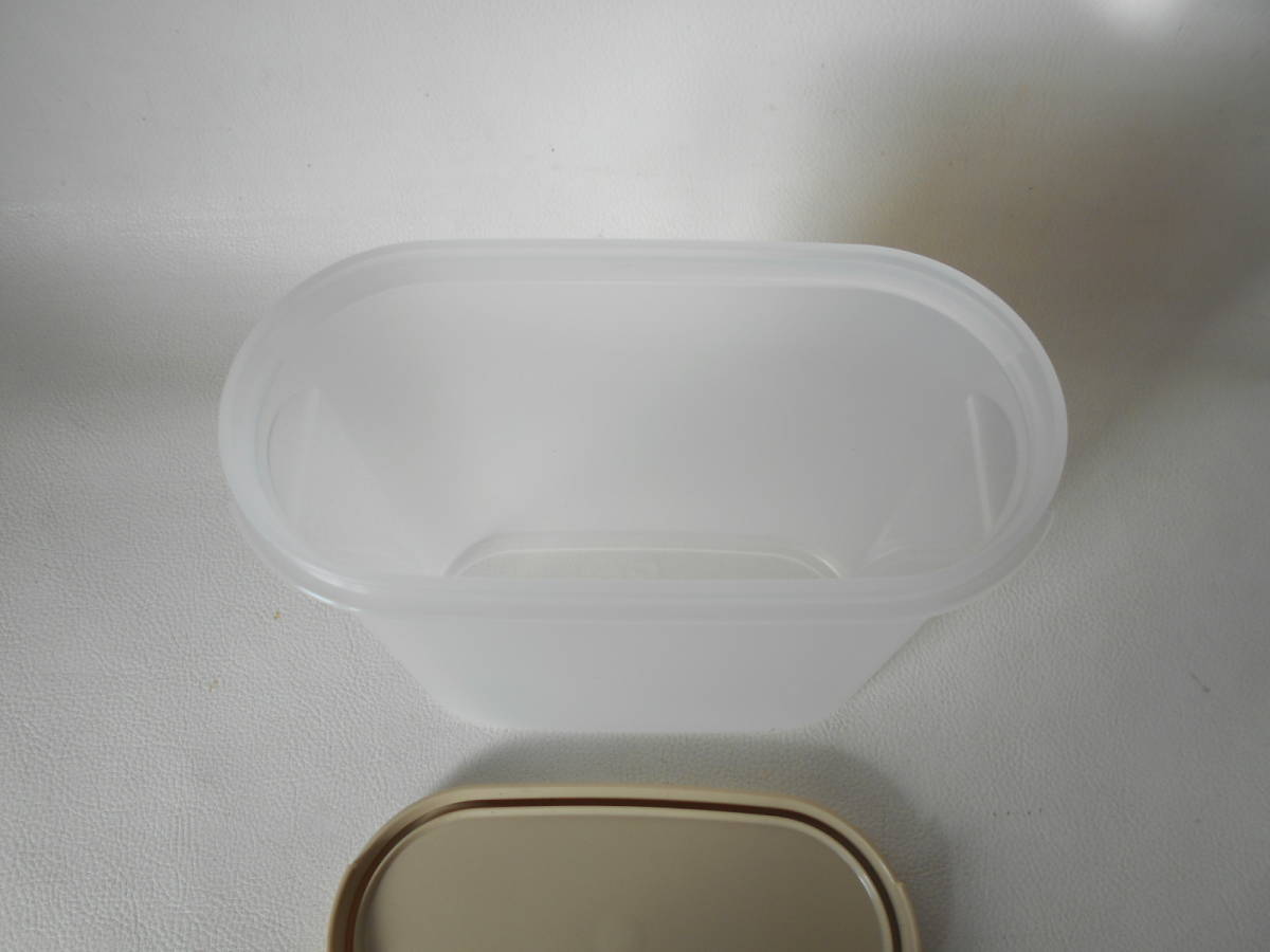 T / Tupperware タッパーウェア MMだ円 ＃3 ベージュ 1.7L 未使用自宅保管品_画像6