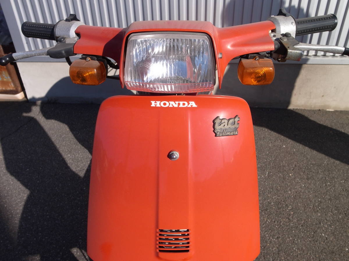 【超お宝】 奇跡の新車 HONDA ホンダ タクト 当時物 2スト オートバイ 激レア 昭和レトロの画像5