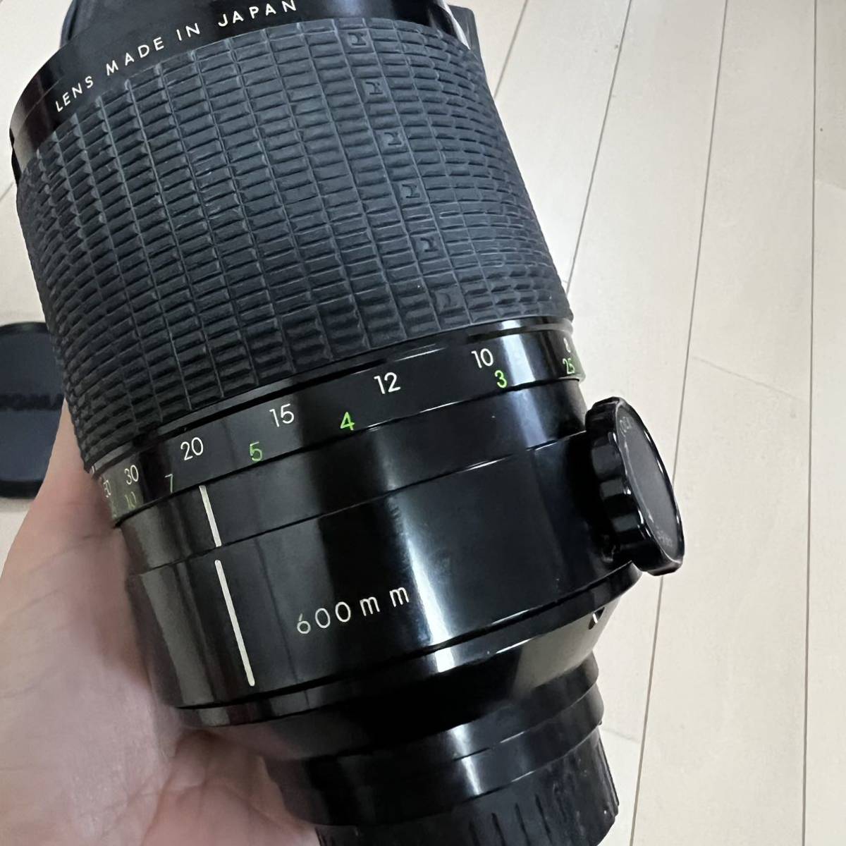 シグマ SIGMA レンズ MIRROR-TELEPHOTO MULTI-COATED 1:8 f=600mm 専用ケース付き カメラ キャップ付_画像6