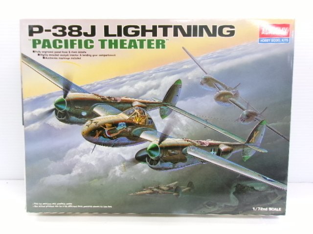 アカデミー 1/72 P-38J ライトニング PACIFIC THEATER キット (3334-726)_画像1