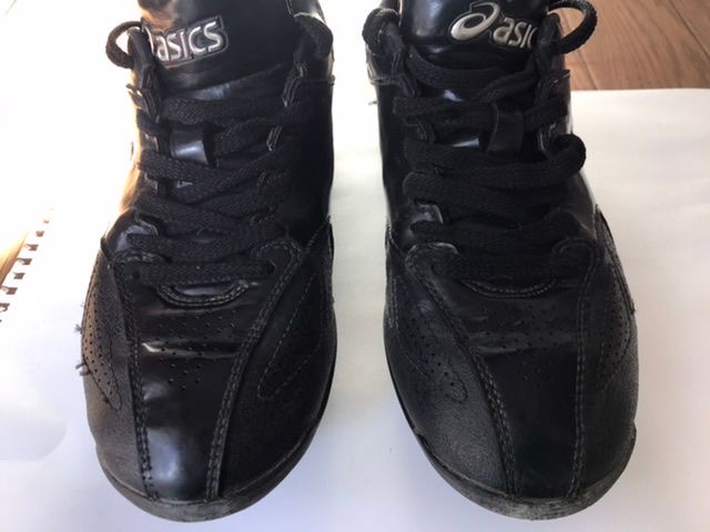 少年少女野球用スパイク　asics 22.5cm（ひも） ブラック