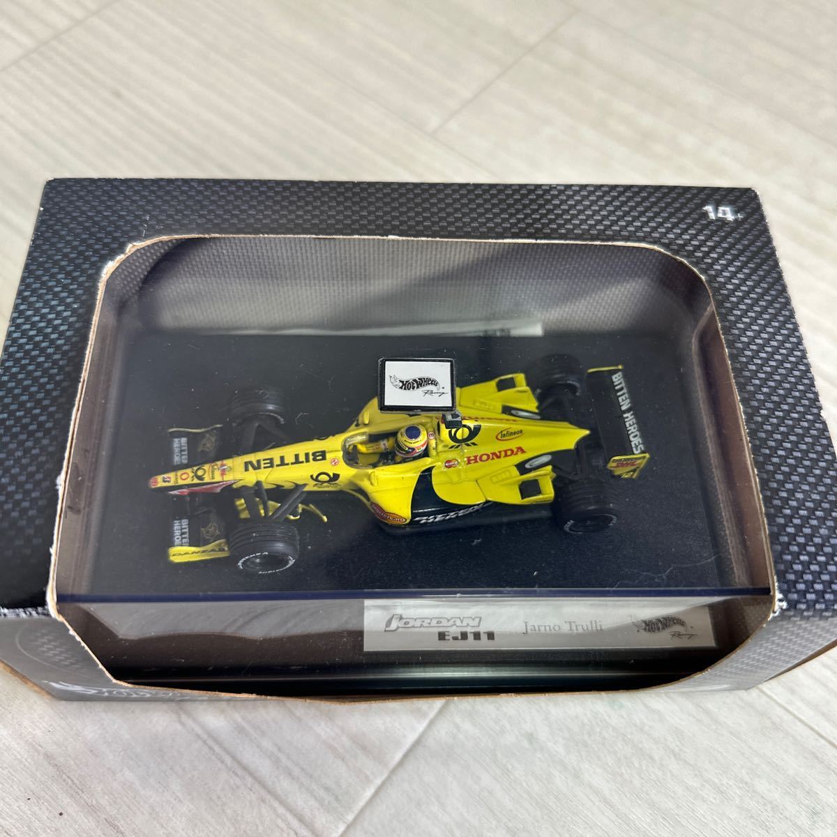 【A0202-2】未使用中古品『HOT WHEELS 1/43 JORDAN EJ11 Jarno Trulli ホットウィール ヤルノ トゥルーリ』モデルミニカー レーシングカー_画像2