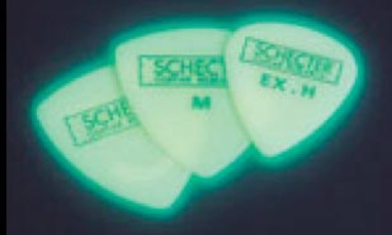 SCHECTER SPD-MC10 LU triangle type MEDIUMruminas guitar pick ×50 sheets 