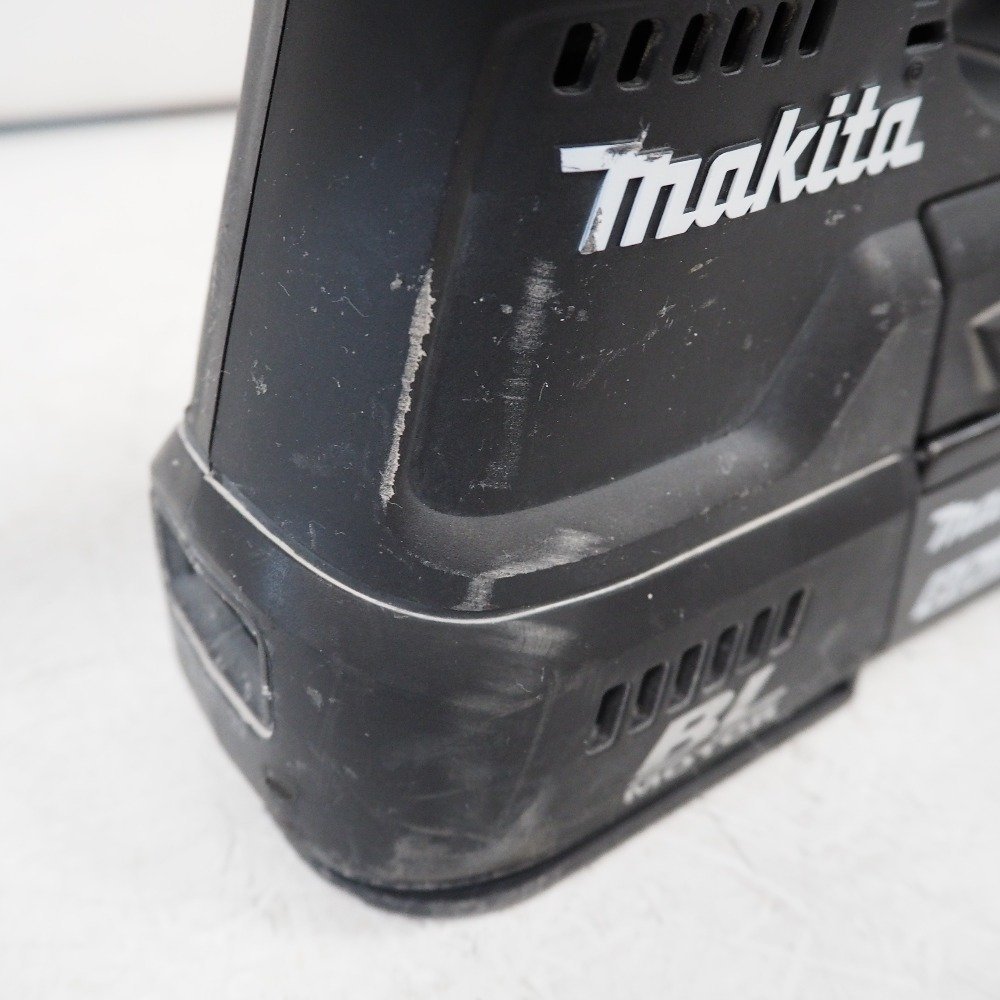 Th527001 マキタ 24mm充電式ハンマドリル HR244D バッテリーBL1860B・充電器DC18RF付き makita 中古_画像6