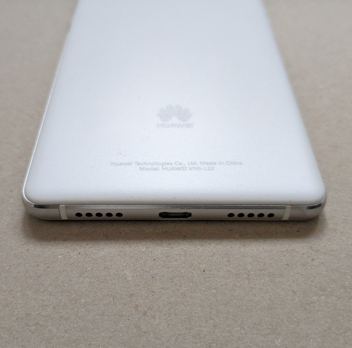 HUAWEI P9 lite 5 2インチ メモリー2GB ストレージ16GB ホワイト HUAWEI P9 lite 5 2インチ メモリー2GB ストレージ16GB ホワイト