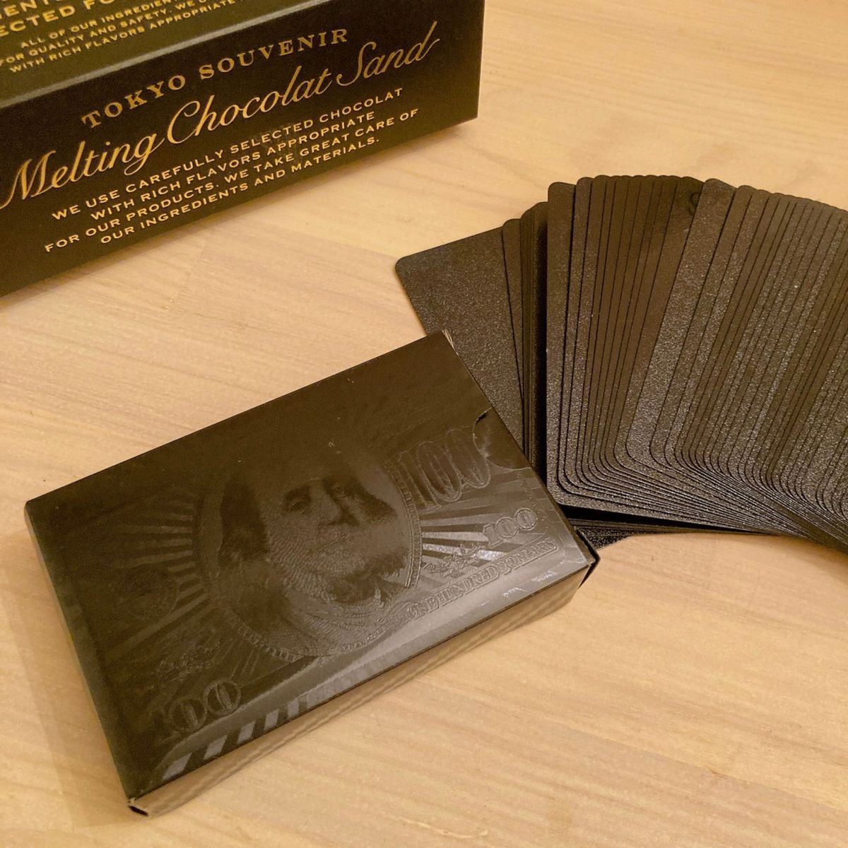 ゴージャストランプ ブラック トランプ ポーカー 黒 折れにくい カード パーティー マジック プラスチック お札柄