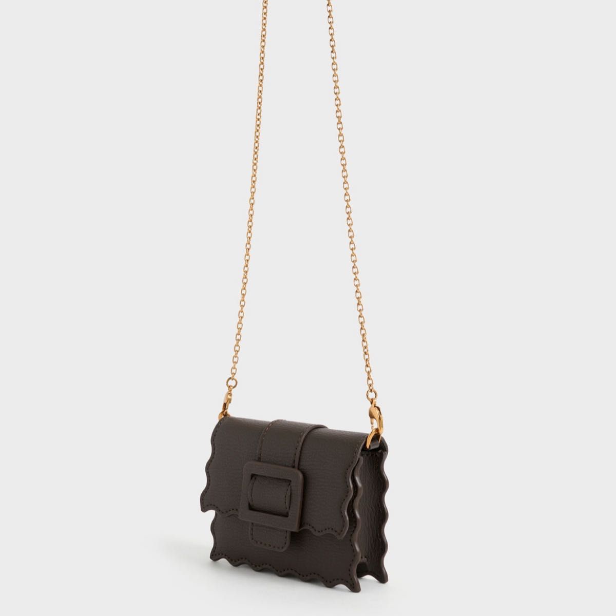 CHARLES & KEITH◇Waverly スカラップトリム ミニバッグ◇送料込 美品】CHARLES&KEITH ウェーバリー スカラップトリムミニバッグ