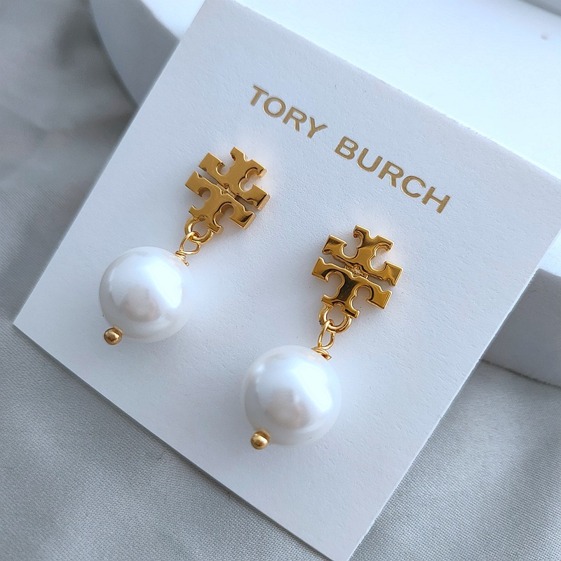 TB004-01 新品未使用　Tory Burch トリーバーチ　ロゴ　ピアス　パール　ゴールド_画像1