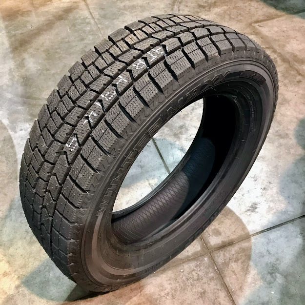 保管袋付 (AX003.7) 送料無料[4本セット] DUNLOP WINTERMAXX WM02 195/60R15 88S 2021年製造 室内保管　スタッドレス　195/60/15._画像3