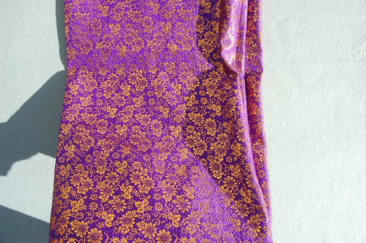  zabuton cover . front sama . front . interval purple color *. writing gold thread woven 