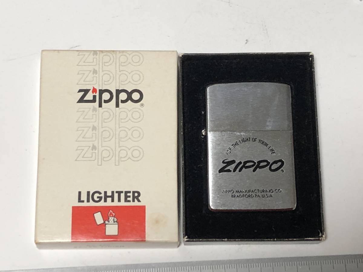 未使用 ZIPPO ジッポー ロゴマーク 1982年製 ブラックロゴ 希少 アメリカ 喫煙具 MADE IN USA_画像1