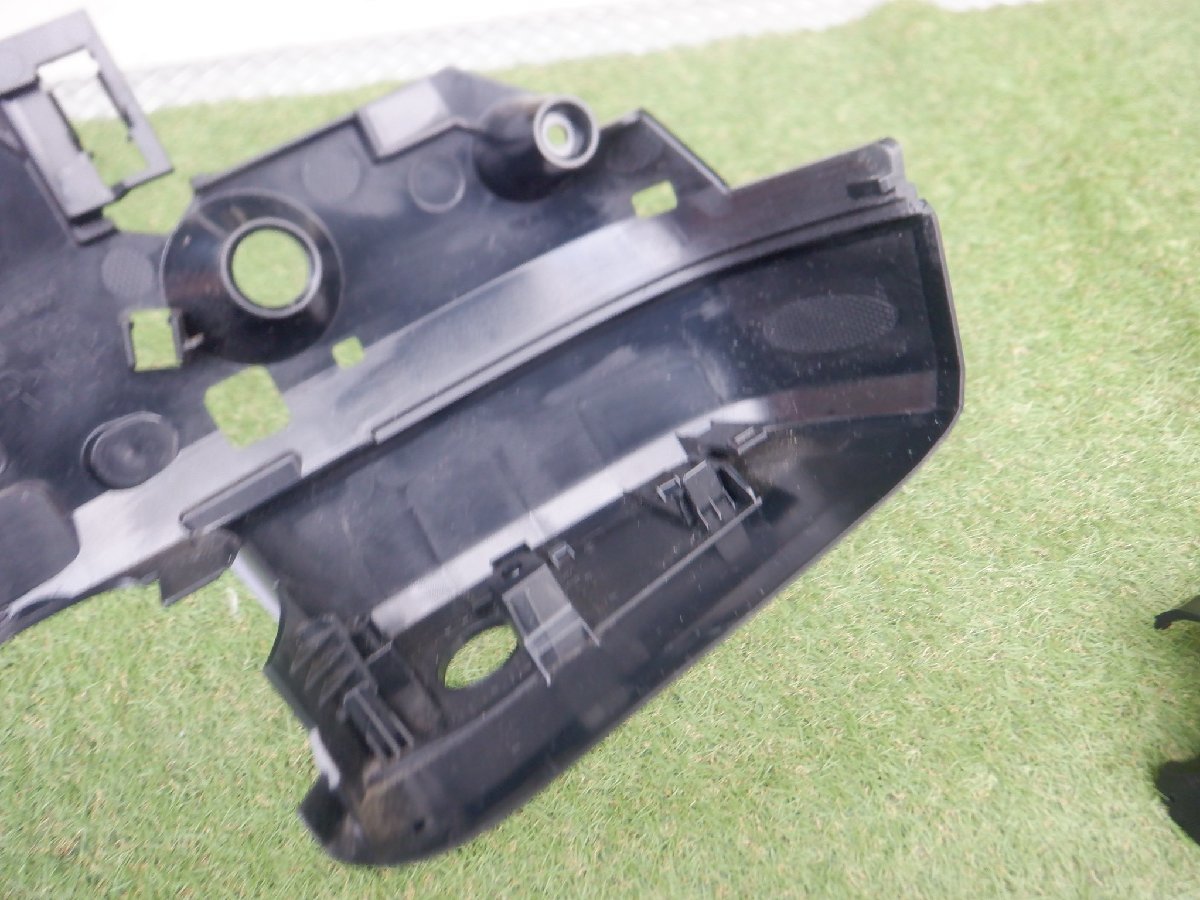  Toyota original TRH200V 200 Hiace 5 type 6 type 7 type latter term door mirror under part cover right side driver`s seat H518 J295 m-24-1-504