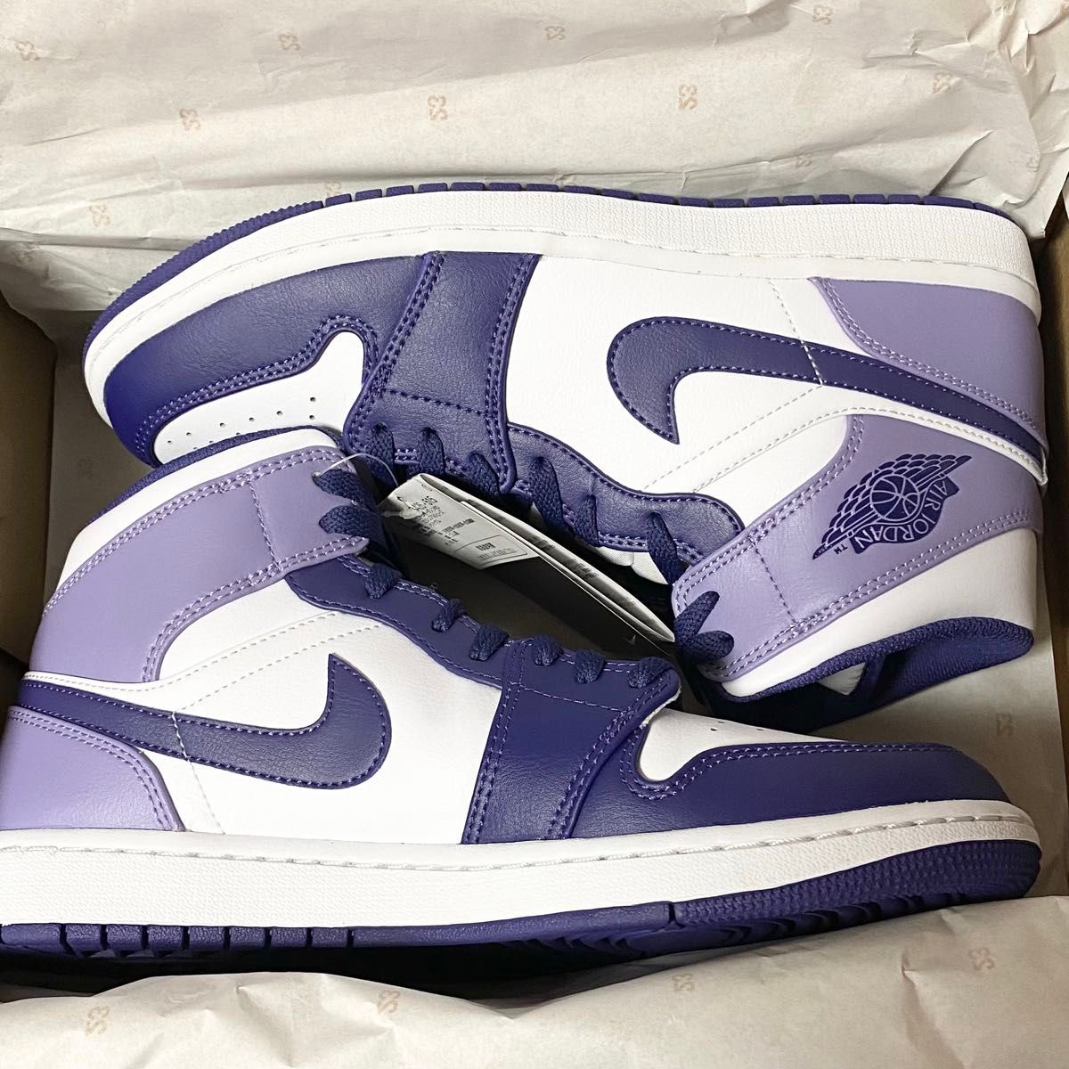 NIKE AIR JORDAN1 MID エアジョーダン1 ホワイト/パープル 新品 NIKE AIR JORDAN1 MID エアジョーダン1 ホワイト/パープル 新品