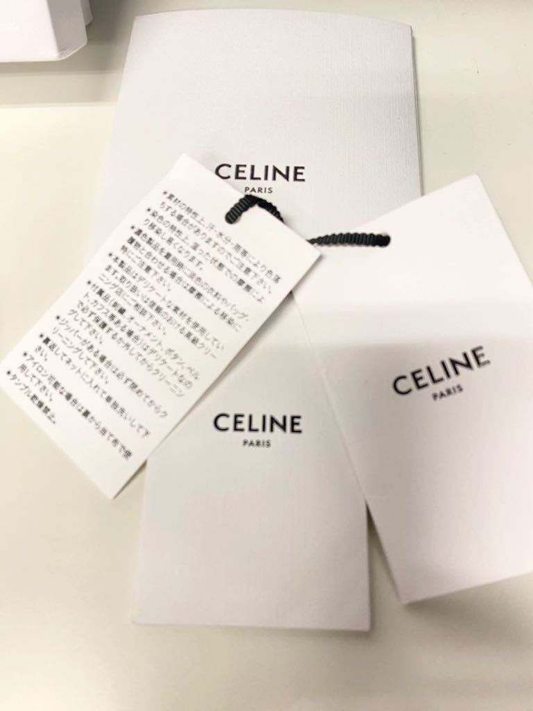 新品・現行品 定価154 000円 CELINE セリーヌ トリオンフ 新品・現行品 定価154 000円 CELINE セリーヌ トリオンフ