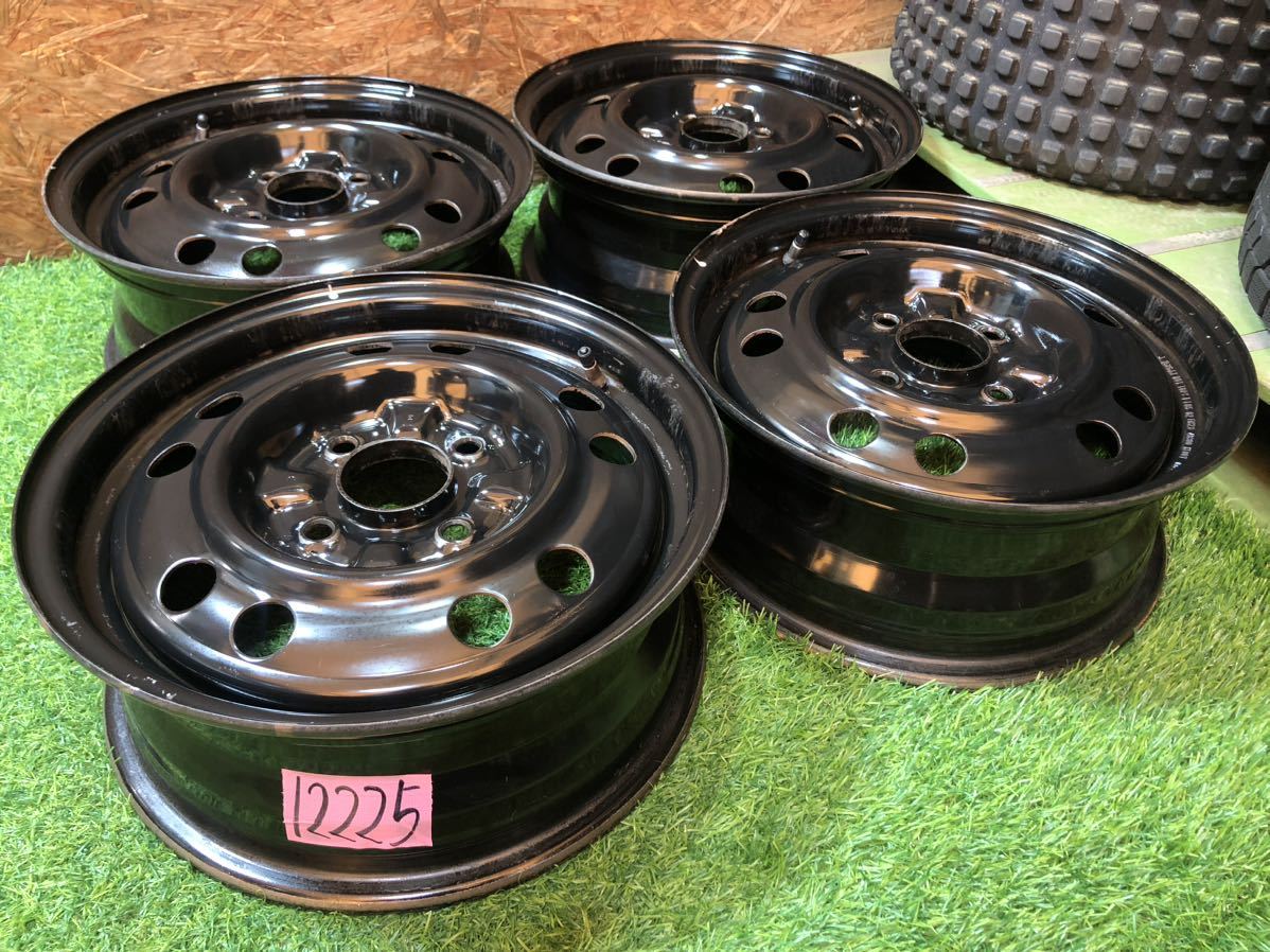 日産純正 15inch 6j+45 PCD114.3 4穴 180 ウイングロード シルビア セフィーロ ブルーバード プリメーラ ローレル ADバン NV200 バネット_画像1