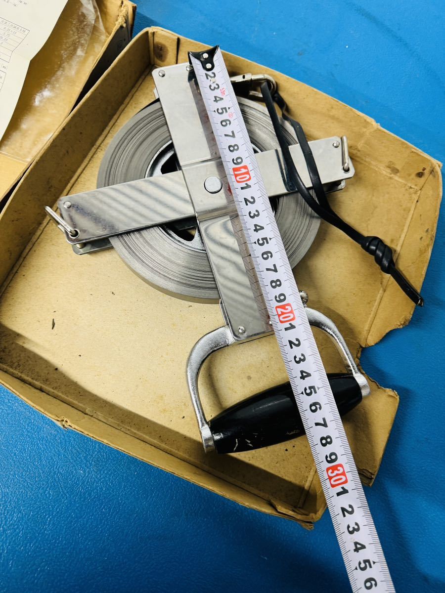 全国配送無料昭和レトロ★ヤマヨ測量機★JIS級鋼製　ハンドテープ　測量機　メジャー　スケール 巻き尺 