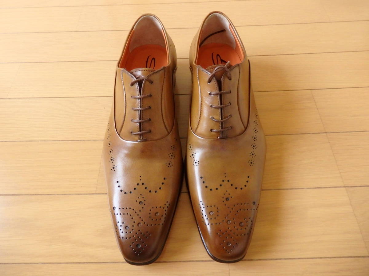 ☆新品！ 最高級！ サントーニ Santoni B42A ウイングチップ ブラウン イタリア製 7サイズ☆_色もキレイです。