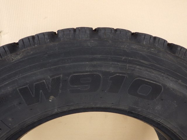 r556-139 ★ スタッドレスタイヤ 245/70R19.5 136/134J ブリヂストン トラック 1-0_画像6