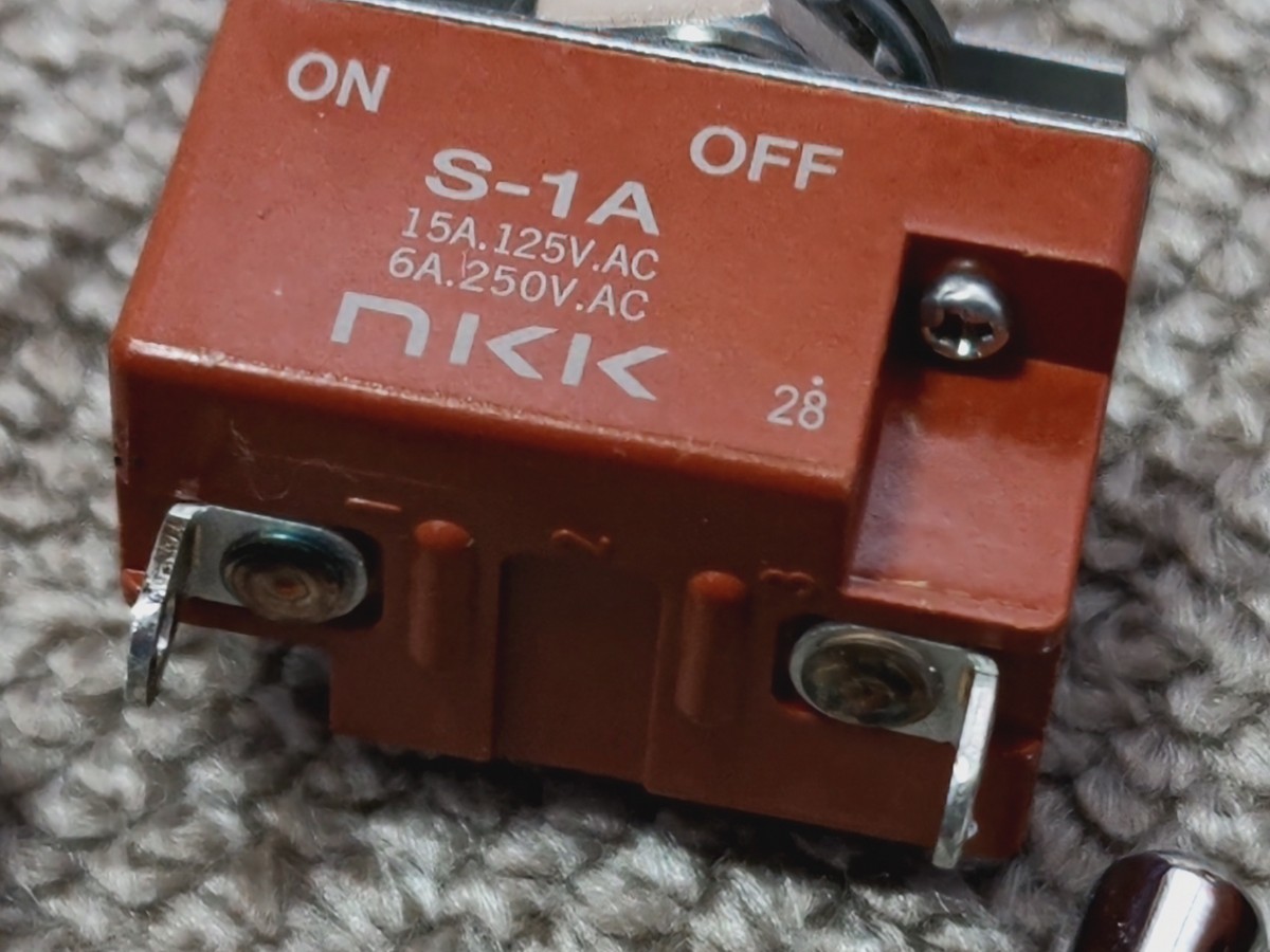 トグルスイッチ　S-1A　NKK　日本開閉器工業　５個　中古品　ON-OFF表示板付　はんだ端子_画像3