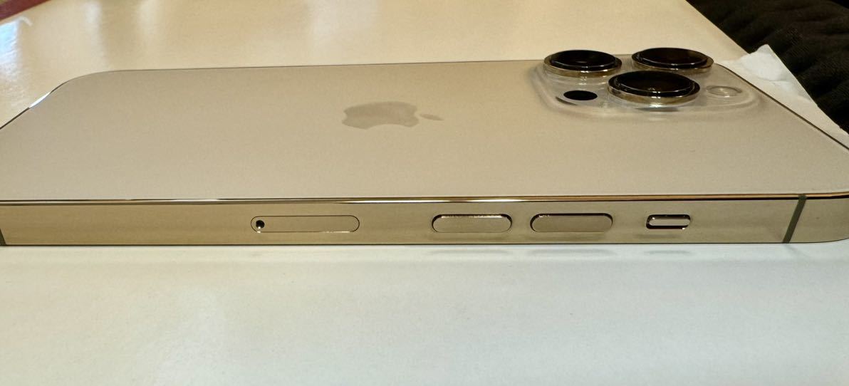 【美品】iPhone 13 pro 250GB ゴールド SIMフリー