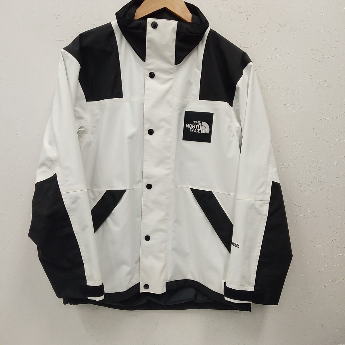 ①THE NORTH FACE ノースフェイス GORE-TEXジャケット ハードシェル S 白 White 黒 Black RAGE GTX SHELL ナイロンGORE-TEX NP11961 メンズ