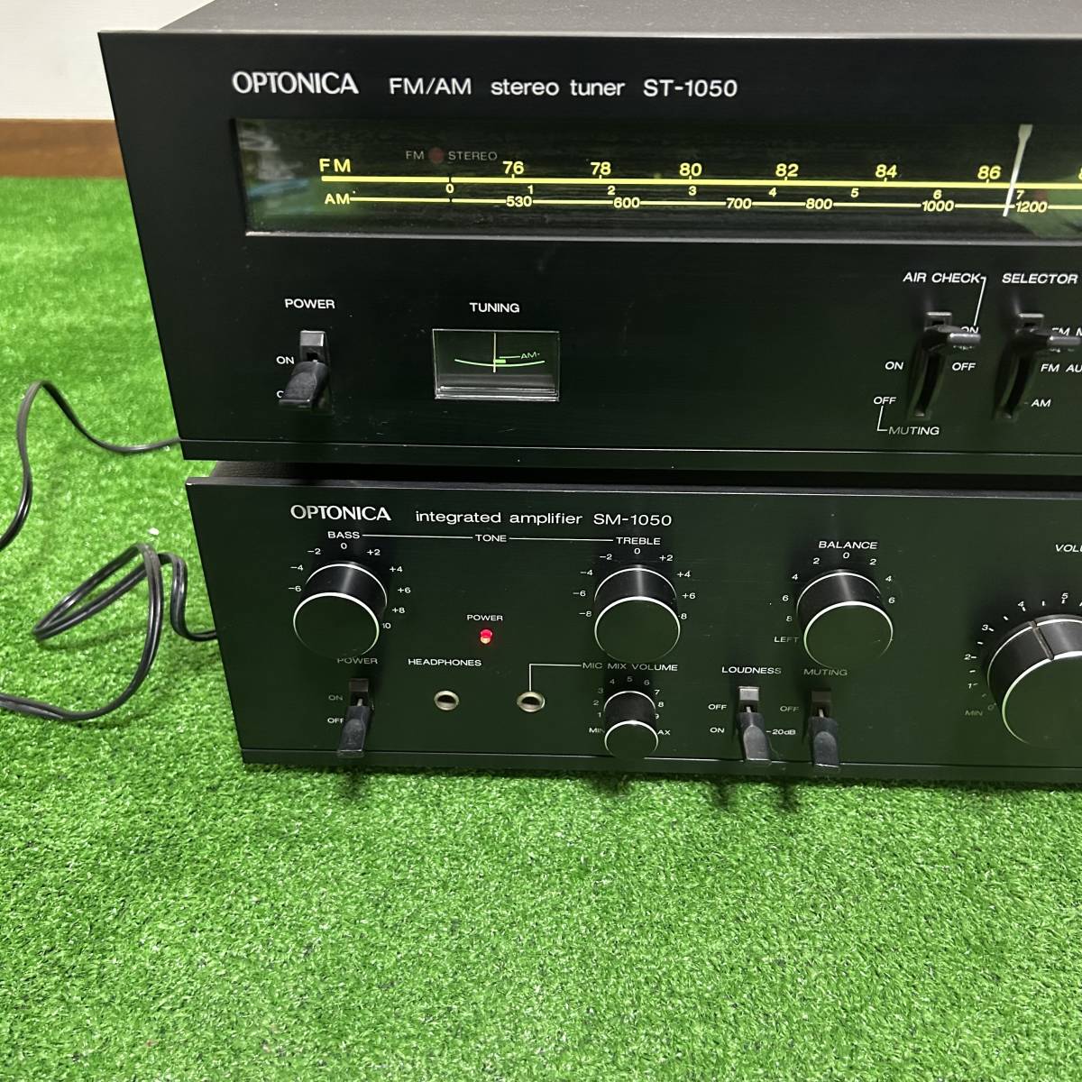 SHARP OPTONICA ST-1050 プリメインアンプ ST-1050 FM/AM ステレオチューナー シャープ オプトニカ 中古 現状品 ジャンク_画像2