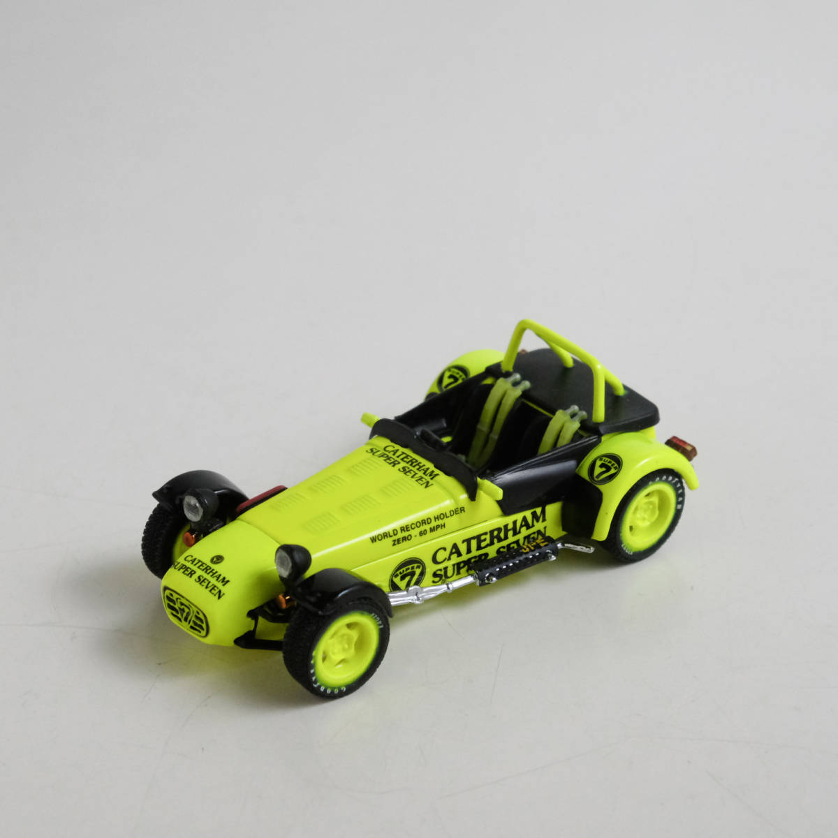 CATERHAM SUPER SEVEN ケータハム スーパーセブン 1/43 KYOSHIO 京商 車 模型 オブジェ ミニカー_画像3