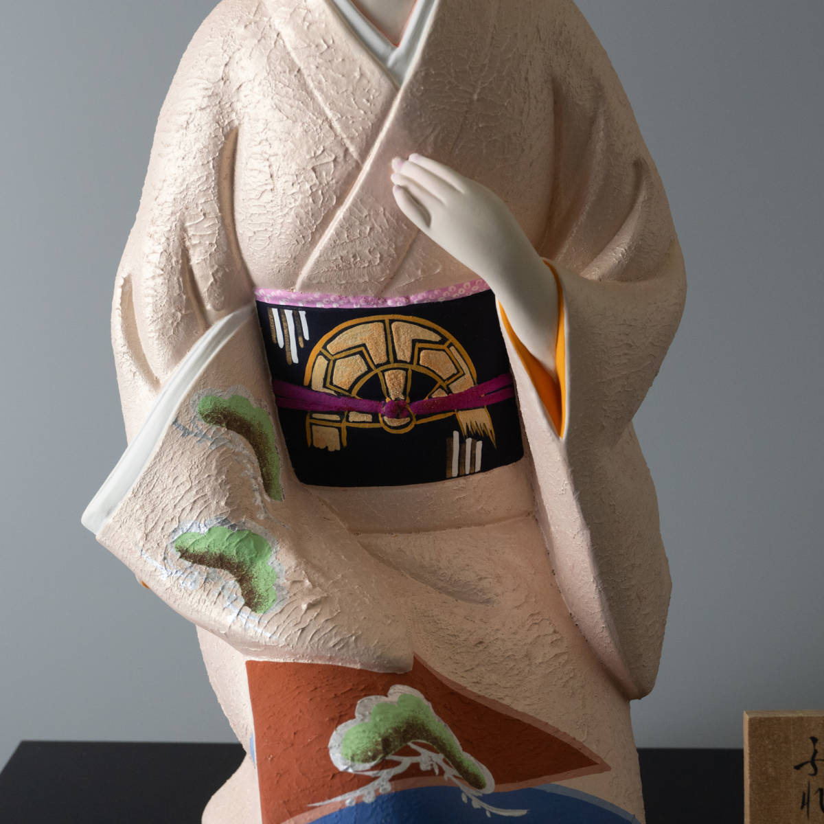 博多人形師 和人 作「ふれ合い」 高さ43cm　美人物 女性像 日本人形 郷土玩具 伝統工芸 置物 オブジェ 民芸 和室_画像4