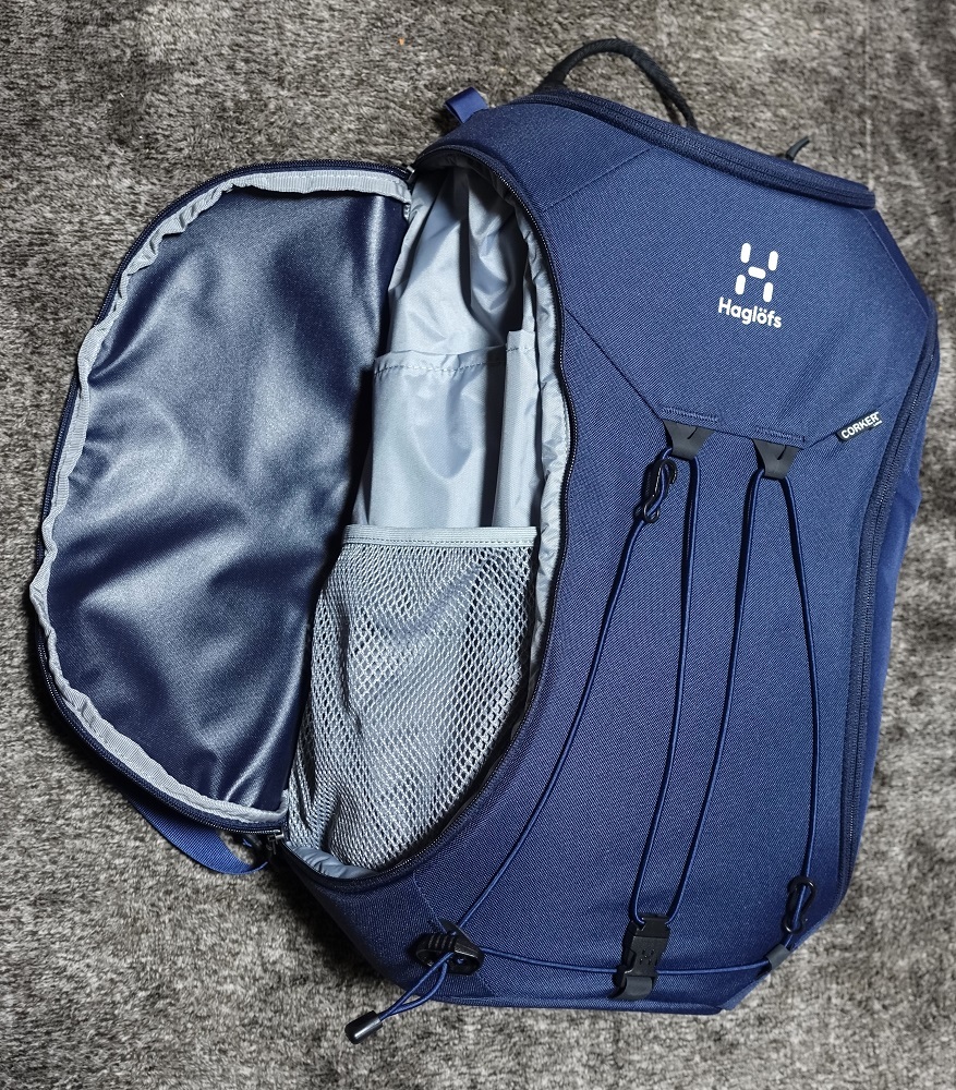 【美品】HAGLOFS　リュックサック　ホグロフス　コーカー　Lサイズ　２０　色:Tarn Blue Haglofs Corker リュック_ペットボトルなど入ります