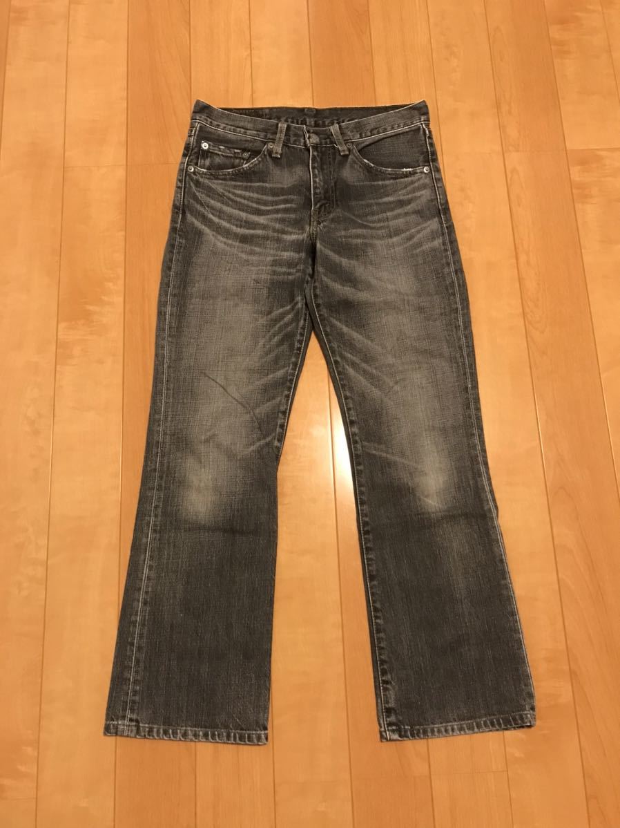 良品☆廃番品 LEVI'S／リーバイス 517・W29 希少先染めブラックデニムブーツカットパンツ 色落ち&ダメージ加工赤タブジーンズ 脇割耳 極東_画像1