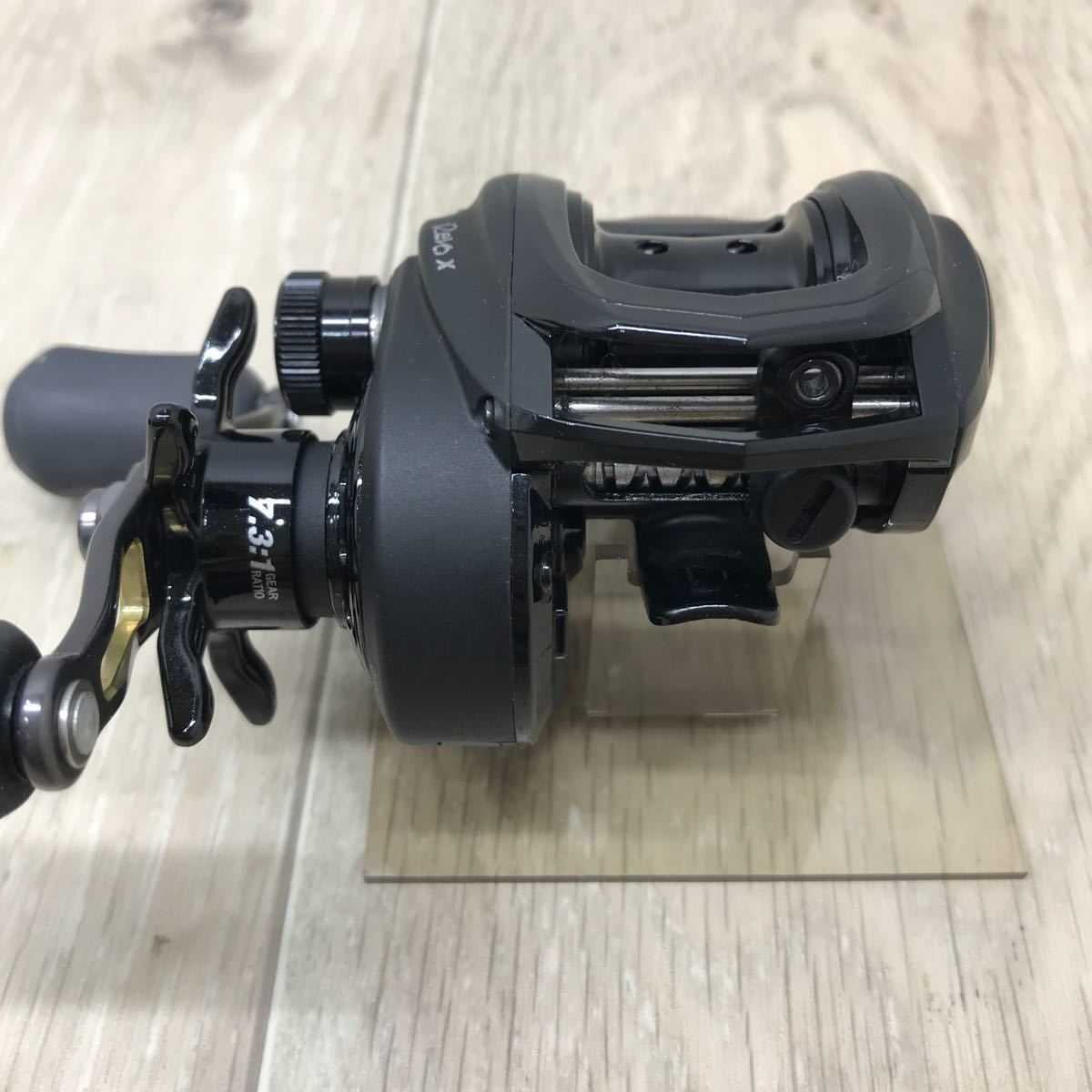 189 D 1円〜 釣り Abu Garcia REVO 4 X / X-HS 17 レボ 右 ハンドル ベイト リール アブ ガルシア 中古_画像8