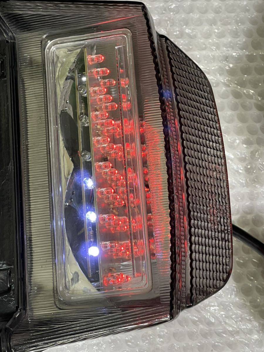 【送料無料】ZRX400 ZRX1200 テールランプ LED スモーク_画像5